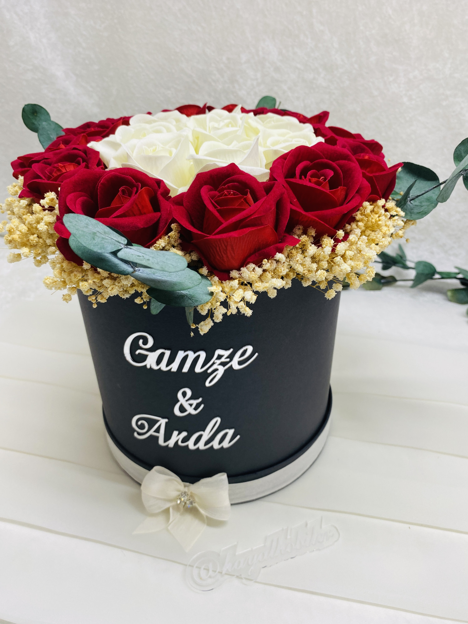 İsteme Çiçek Kutusu