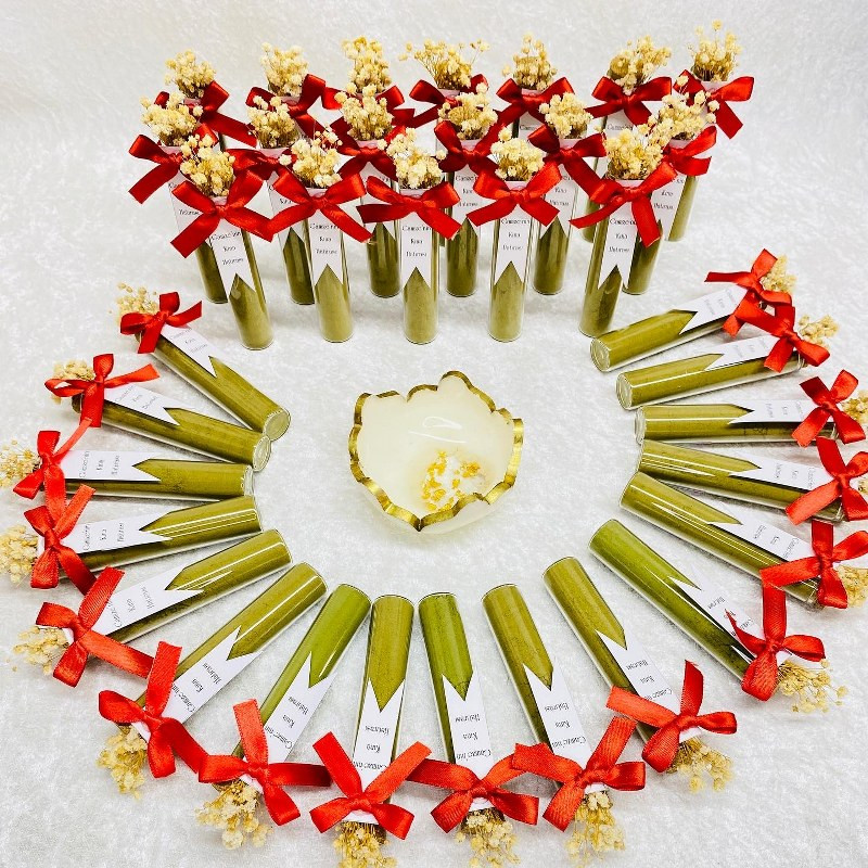 Deney Tüpünde  Kına küçük resim 2